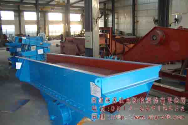 ZSW振動喂料機(jī)